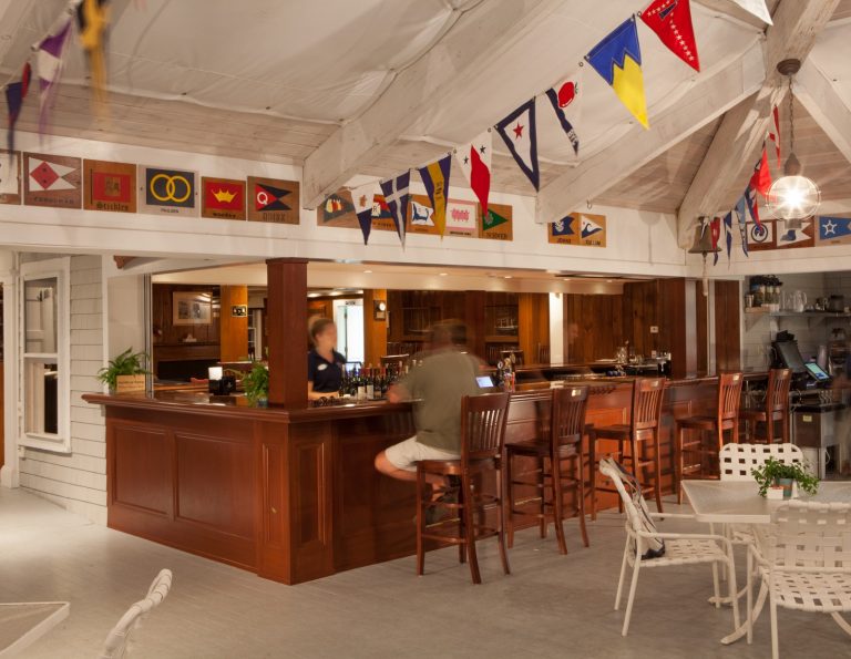 Beverly Yacht Club bar
